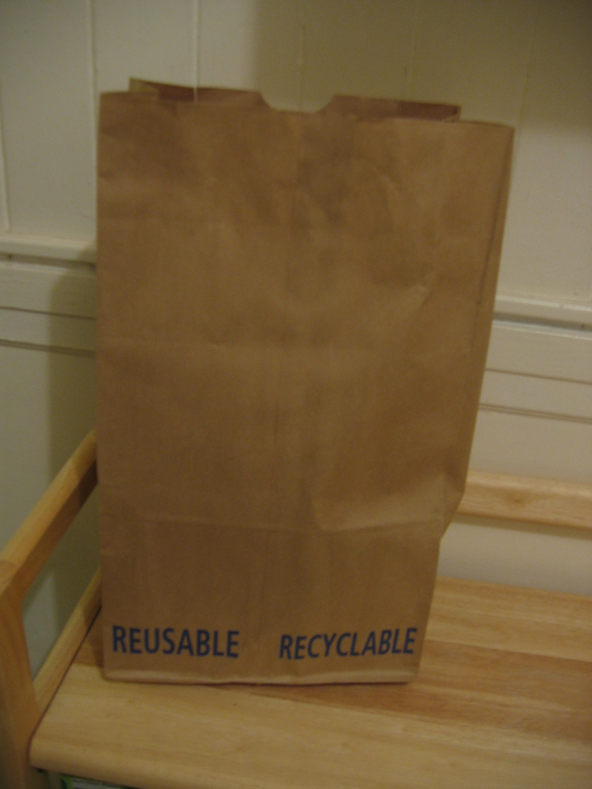 Information about "smaller Safeway bag.JPG" on plastic bags San